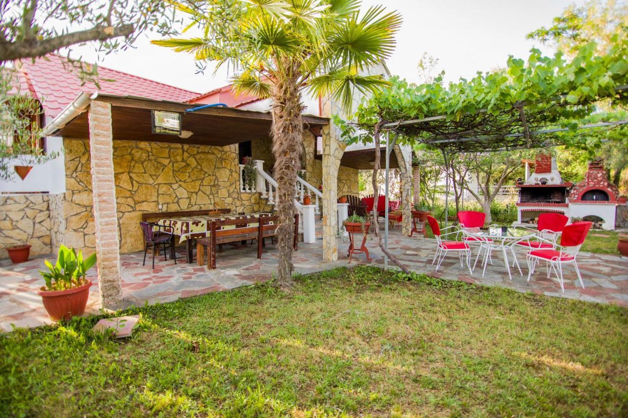 Villa Touzla Офринио Экстерьер фото