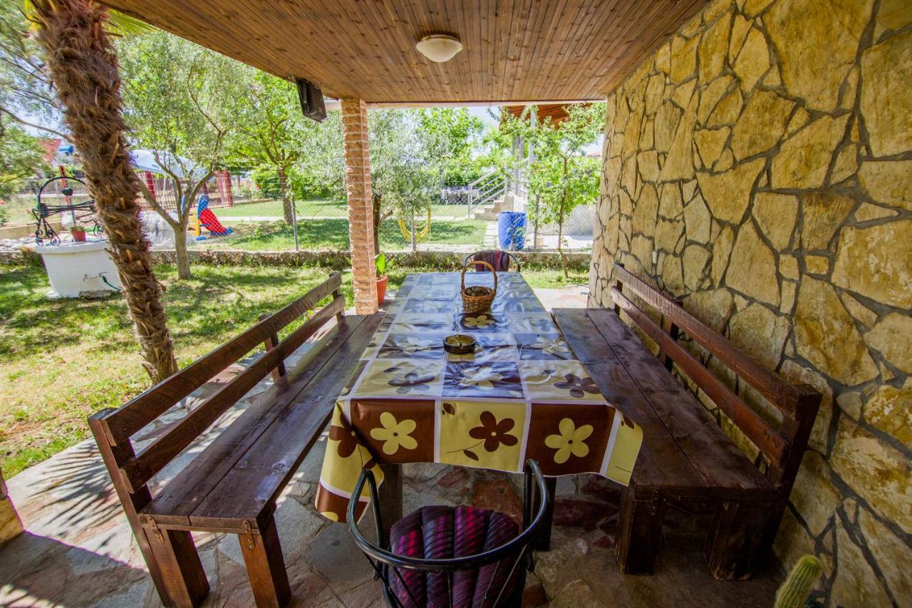 Villa Touzla Офринио Экстерьер фото